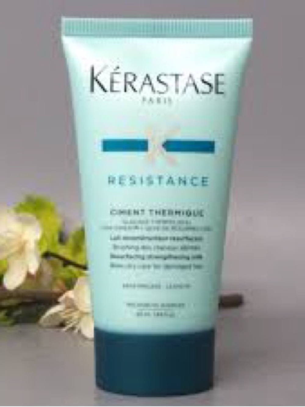Kérastase Resistance Heat Protectant Cream - Light Blue & Dark Blue